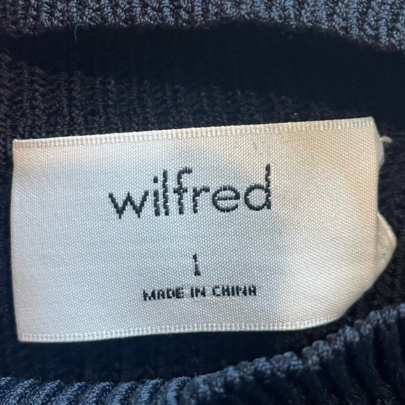 Wilfred Free Cropped Mockneck Sweater – Black, Size 1 - Picture 3 of 8